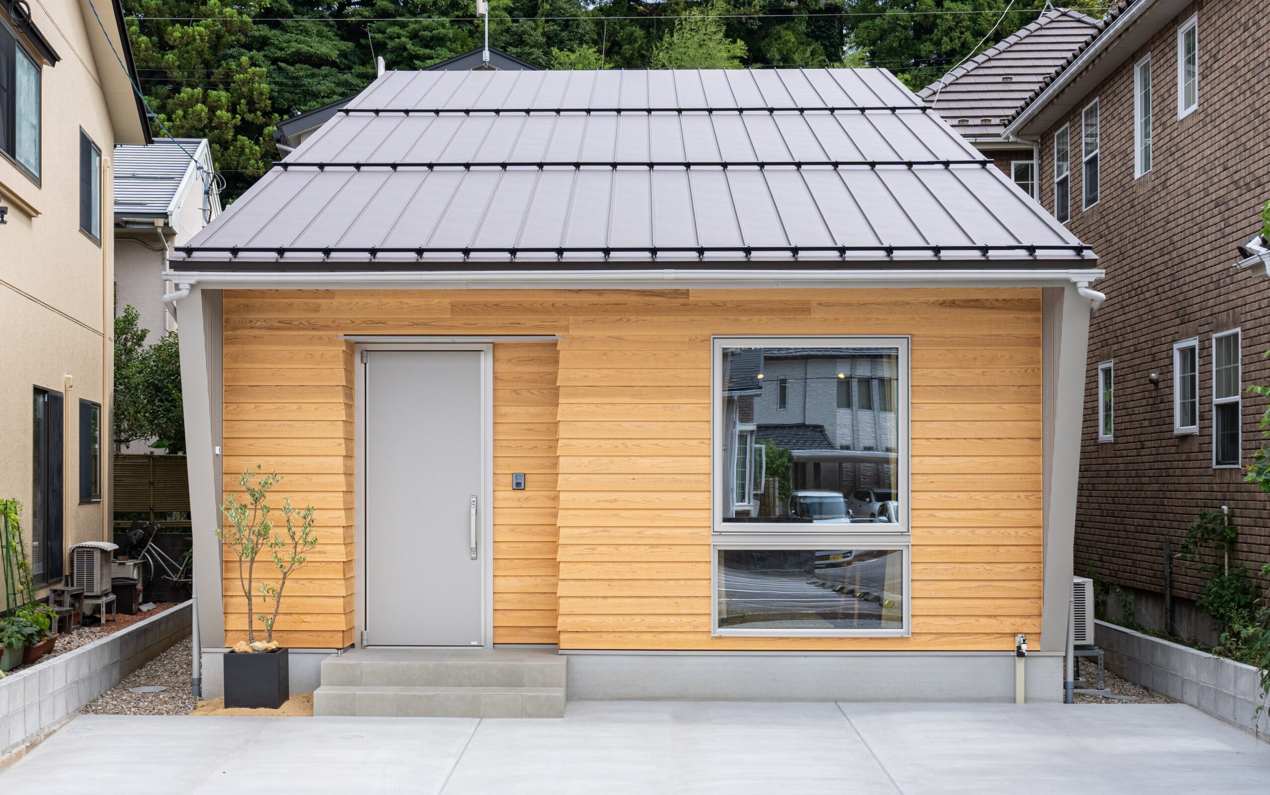 ミニマリズムの住まい｜コンパクトだからこそ、ちょうどいい豊かさ