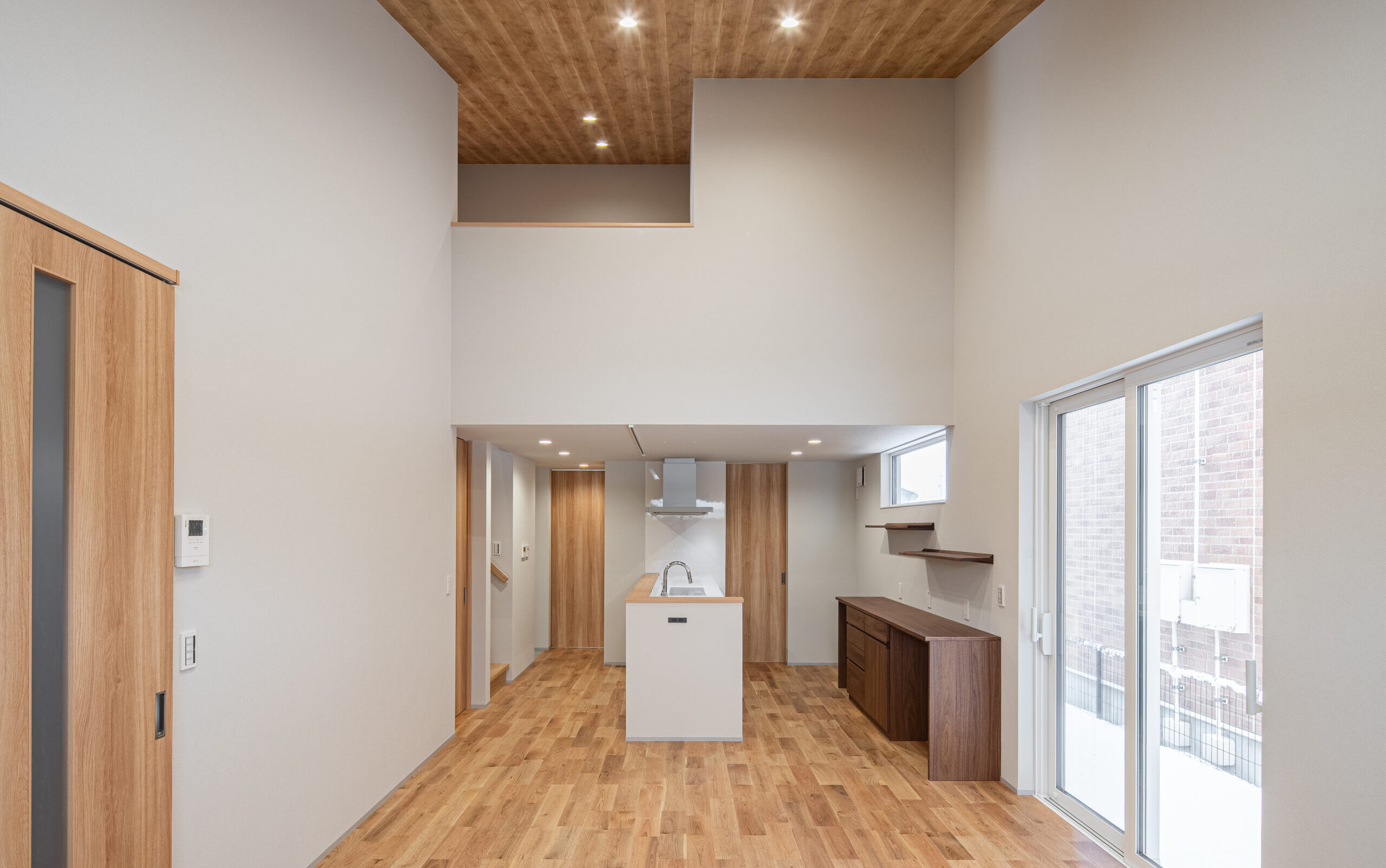 暮らしの変化に寄り添う、1.5階建ての住まい